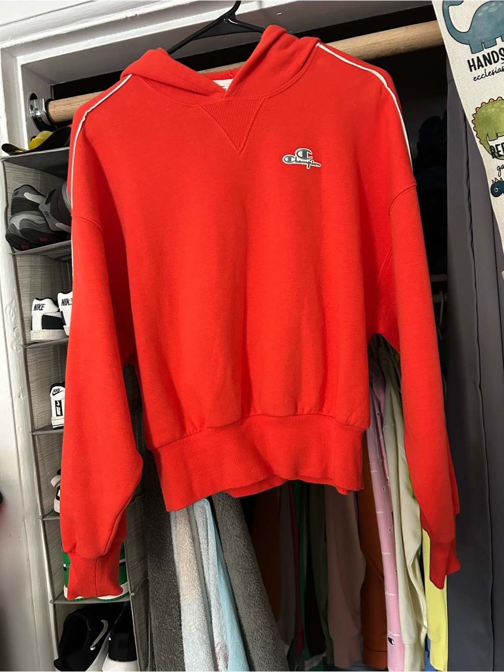 Champion Women’s Crop Hooded Sweatshirt. Super cute. NWOT. Adorable orange color
